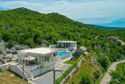 Villa Rusula -Makarska by Villas Guide