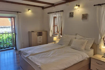 House Ana Grgurici by Villas Guide