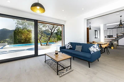 Villa Teuta by Villas Guide