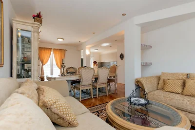 Villa Zovko in Makarska by Villas Guide