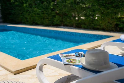 Villa Lakora by Villas Guide