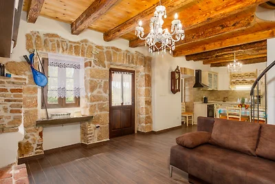 Villa Verde Oliva Residence by Villas Guide