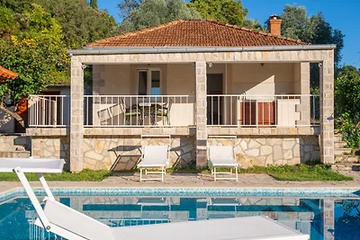 House Rilovic by Villas Guide