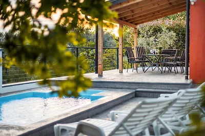 Villa Casa Lutoma by Villas Guide