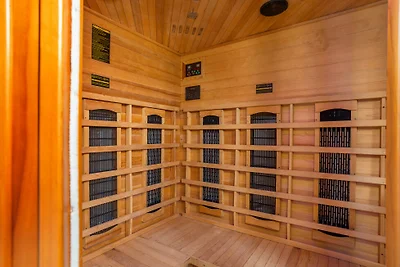 Villa Hidden world with pool by Villas Guide