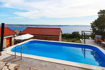 Villa Majnaric Senj Prizna by Villas Guide