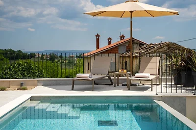 Villa Venta by Villas Guide