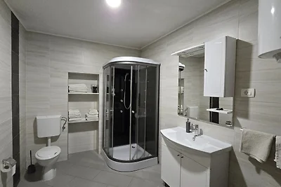 Holiday home Andrea with whirpool by Villas...