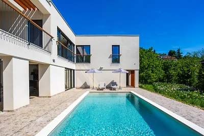Vila il Giardino Segreto with pool by Villas...