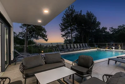 Villa Magica by Villas Guide