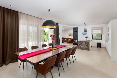 Villa Faloniga by Villas Guide