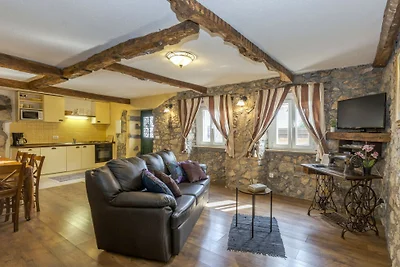 Stone House Obrš by Villas Guide