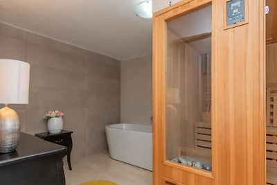 Villa Lara by Villas Guide