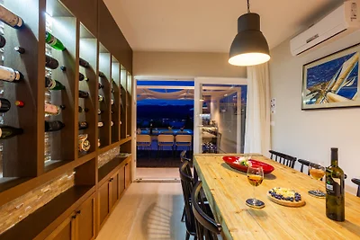 Vila Oleander - Malinska by Villas Guide