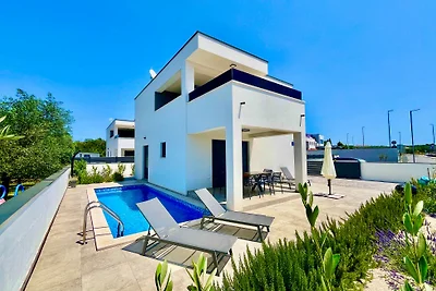 Vila Suncana Strana by Villas Guide