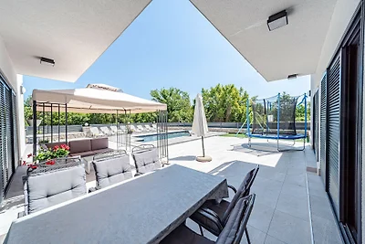 Villa Angela by Villas Guide