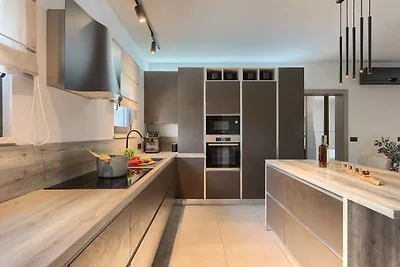 Villa Maria by Villas Guide