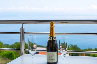 Apartman Zora 2 by Villas Guide