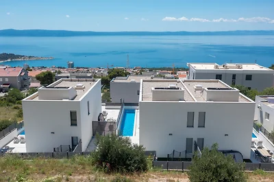 Sunny Lux Villa 3 in Makarska by Villas Guide