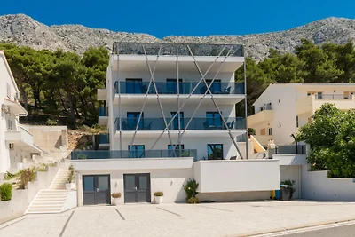 Apartman Mia 7 - Omiš by Villas Guide
