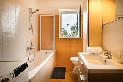 Villa Casa Lutoma by Villas Guide