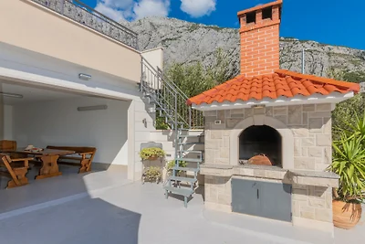Villa Ana - Makarska by Villas Guide
