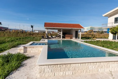 Villa Dolina Opuzen by Villas Guide