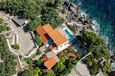 Villa Toma by Villas Guide