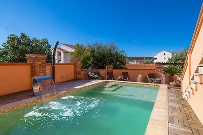 Luxury Villa Mer pool apartman by Villas...