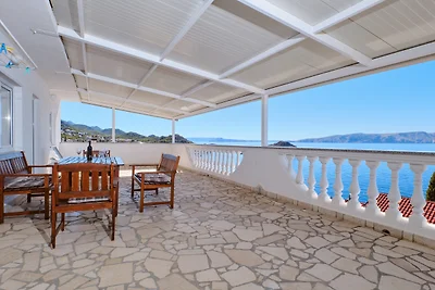 Apartment Mediera sea view 1 by Villas Guide