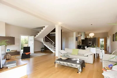 Villa Sunny Summer by Villas Guide