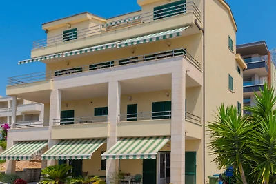 Apartman KAM - Makarska by Villas Guide