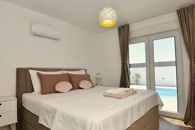 Villa Kristina - Makarska by Villas Guide