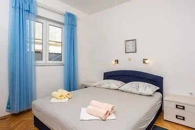 Charm Apartment by Villas Guide