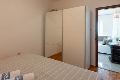 Apartman Max 2 by Villas Guide