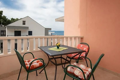 Studio Apartman Erstic 2 - Baška Voda by Vill...