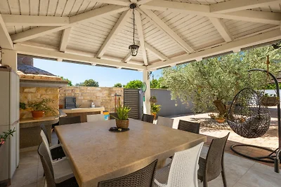 Villa Dila by Villas Guide
