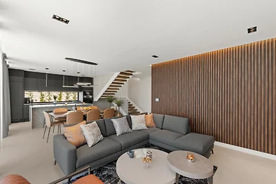 Villa Parenzo III by Villas Guide