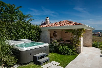 Villa Monte by Villas Guide