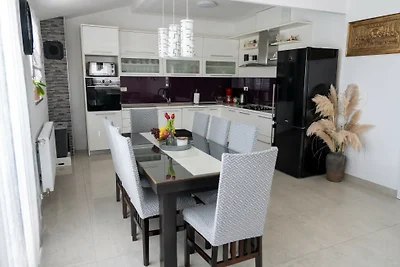 Villa Klarita - Makarska by Villas Guide