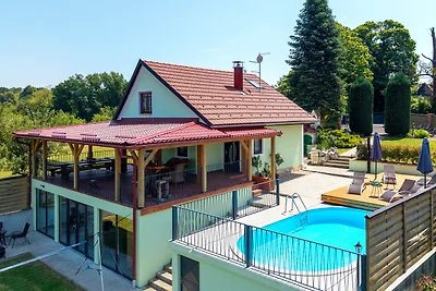 Villa Magic by Villas Guide