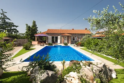 Villa Alemka - Island of Krk by Villas Guide