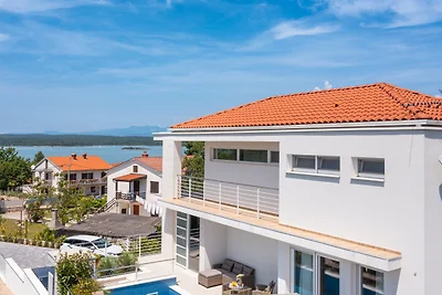 Casa Mariposa by Villas Guide