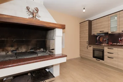 Apartman Mia 7 - Omiš by Villas Guide