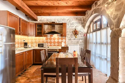 Beautiful Villa Andoro with pool in Vrsar