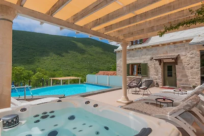 Villa Kameni Cvijet - Makarska by Villas...