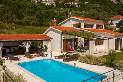 Villa Filomena - Omiš by Villas Guide