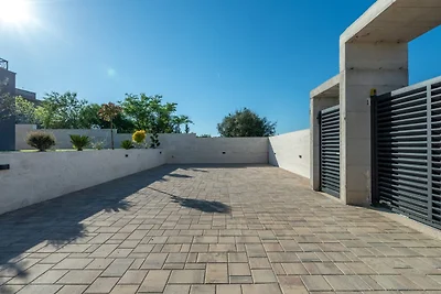 Villa Jollie by Villas Guide