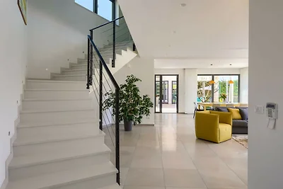 Villa Nada by Villas Guide