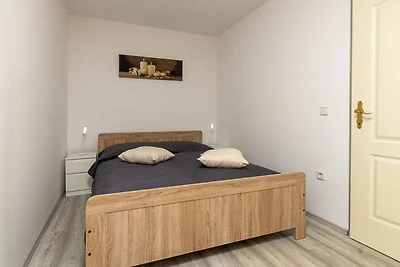 Apartman Komsic by Villas Guide